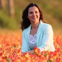 Gwenda de la Parra - Certified Holistic Life Coach and Relocation Expert - Owner - SoDutch _ LinkedIn